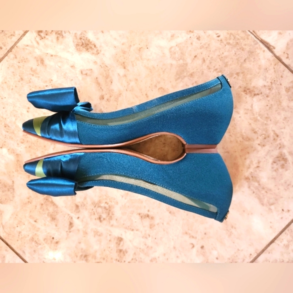 Brand New-Teal/Emerald Satin Shoes!!π¦ππ©΅ - Picture 6 of 9